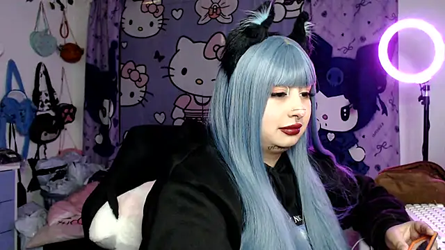 lussyevans24 online show from July 17, 4:30 am