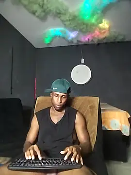 Snapshot of Ostinsanto chatting on November 27, 1:51 am Ostinsanto online show from November 27, 1:51 am