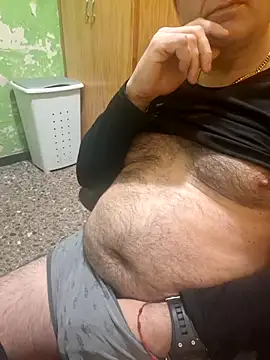 Escondido52 online show from March 26, 10:10 am