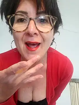 Viola8p online show from May 6, 1:27 pm