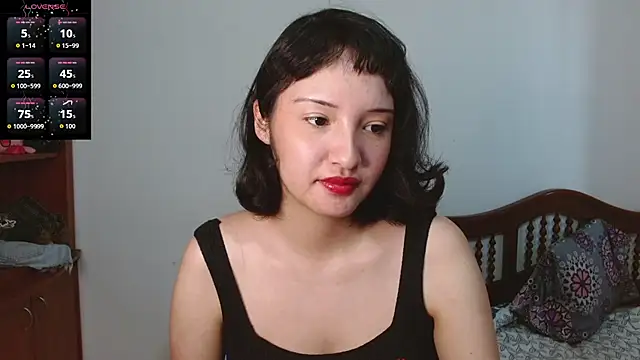 Snapshot of alexaa08 chatting on November 5, 1:00 pm alexaa08 online show from November 5, 1:00 pm