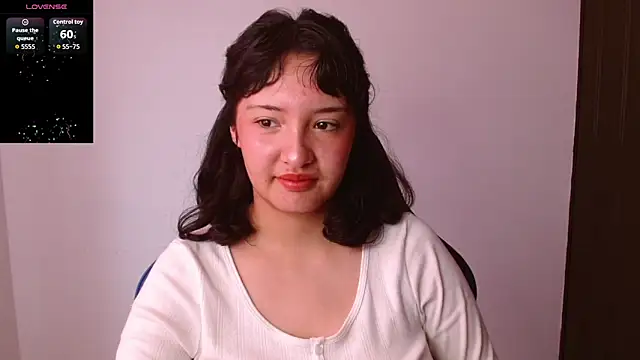 Snapshot of alexaa08 chatting on April 9, 12:43 pm alexaa08 online show from April 9, 12:43 pm
