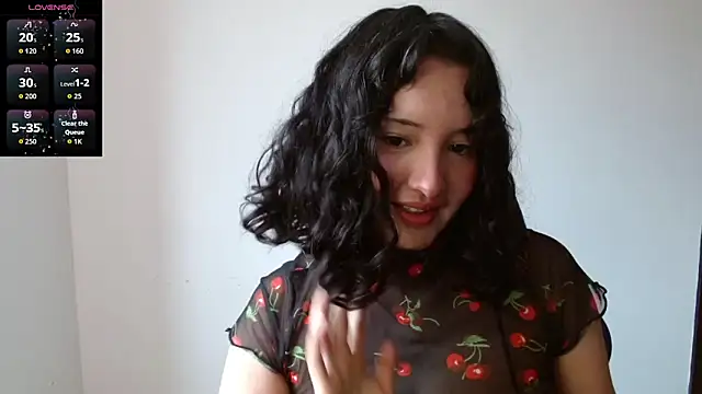 Snapshot of alexaa08 chatting on April 14, 3:40 pm alexaa08 online show from April 14, 3:40 pm