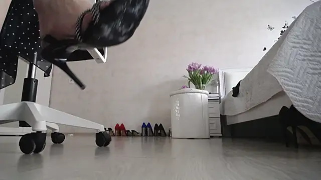 Devil Goddess online show from March 8, 2:30 pm