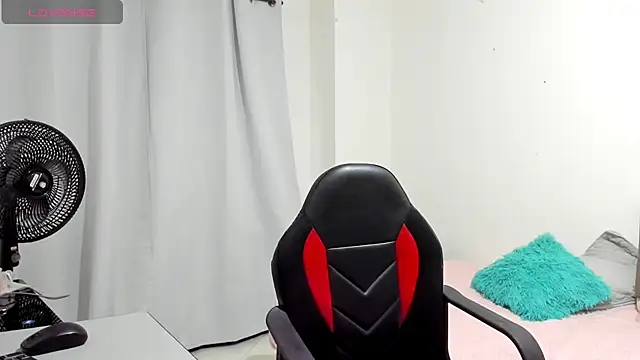 Snapshot of Sanddi_milff chatting on January 20, 7:14 pm Sanddi milff online show from January 20, 7:14 pm