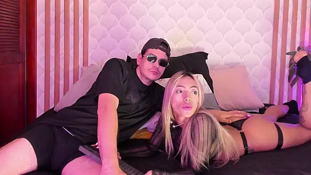 PamelaReall online show from March 21, 8:19 am