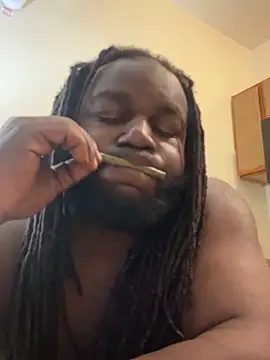 Snapshot of saddlewalker35 chatting on January 27, 12:33 am saddlewalker35 online show from January 27, 12:33 am