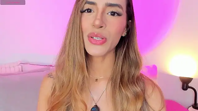 StormiRusso online show from February 6, 1:54 am