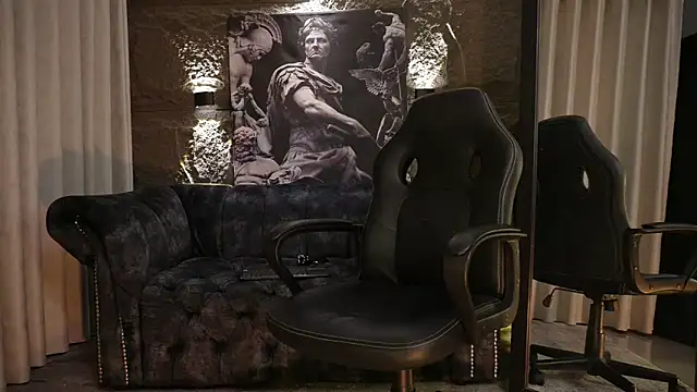 DannSaenz online show from February 14, 12:46 pm