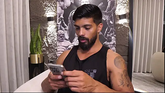 DannSaenz online show from March 27, 1:22 pm