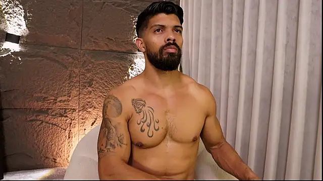 DannSaenz online show from April 11, 8:35 pm