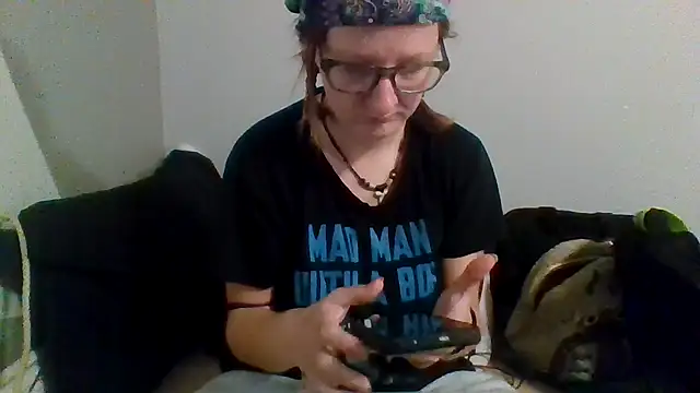 Eluradess online show from October 16, 2:56 am