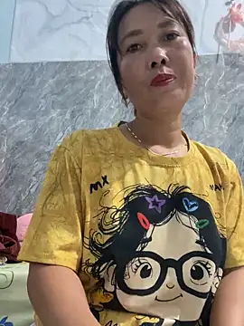 Linaannn online show from November 4, 11:59 pm