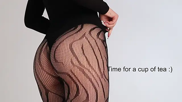 LindaThacker online show from September 20, 4:46 am