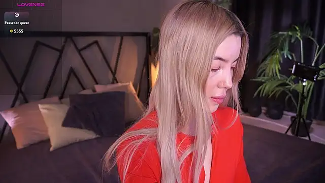 LindaThacker online show from March 21, 4:17 am