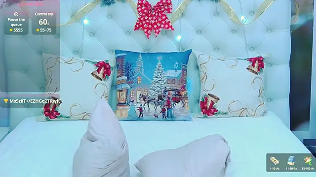 Snapshot of VioletUmi chatting on December 18, 11:24 am VioletUmi online show from December 18, 11:24 am