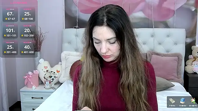 Snapshot of VioletUmi chatting on March 19, 8:23 am VioletUmi online show from March 19, 8:23 am