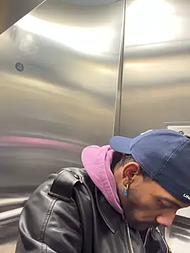 esteraulxxx online show from December 3, 1:46 am