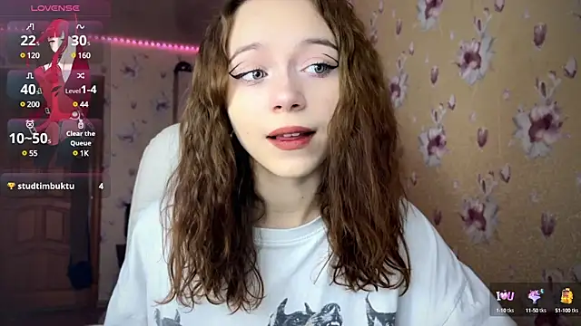 Snapshot of _SofiaBrown chatting on December 6, 12:12 am SofiaBrown online show from December 6, 12:12 am