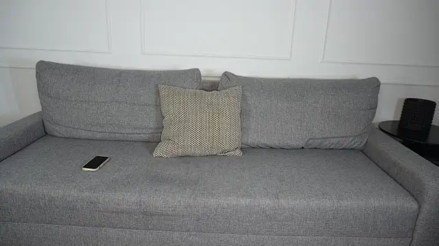 cara mella online show from December 9, 9:16 pm