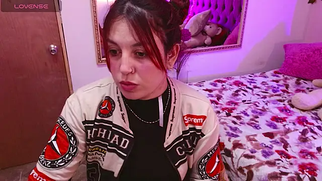 Snapshot of Melani_cute02 chatting on July 29, 10:52 pm Melani cute02 online show from July 29, 10:52 pm
