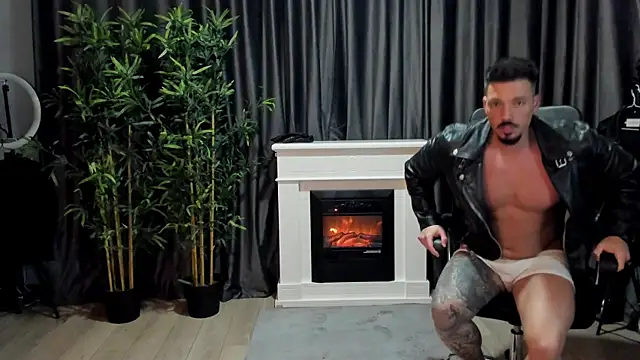 HaydenSpearss online show from December 2, 3:25 pm