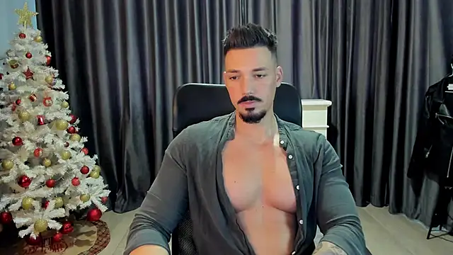 HaydenSpearss online show from December 14, 10:45 am