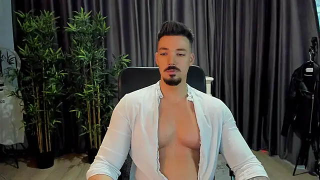 HaydenSpearss online show from March 16, 7:48 am