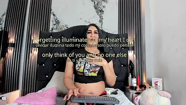 Snapshot of Natasha_Hart chatting on September 21, 4:25 am Natasha Hart online show from September 21, 4:25 am