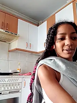 Laanegraofficial  online show from October 2, 11:17 am