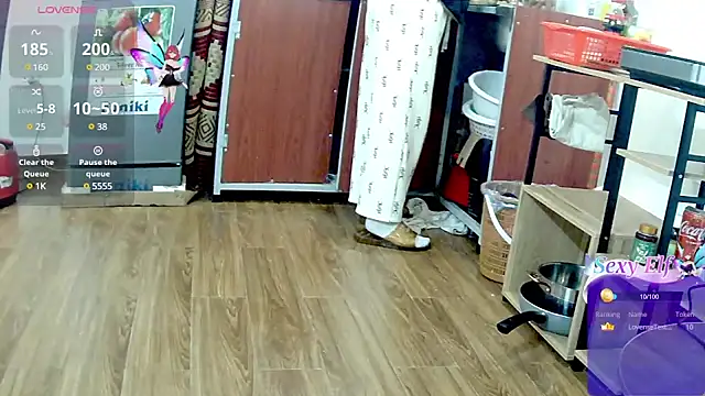 Snapshot of Love_making chatting on February 26, 1:52 pm Love making online show from February 26, 1:52 pm