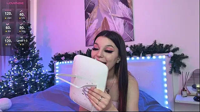 Snapshot of Veronica_leal chatting on January 12, 9:58 am Veronica leal online show from January 12, 9:58 am