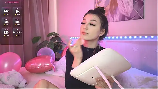 Snapshot of Veronica_leal chatting on February 23, 8:33 am Veronica leal online show from February 23, 8:33 am