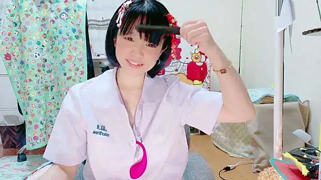 renapiyon8182 online show from April 29, 10:49 pm