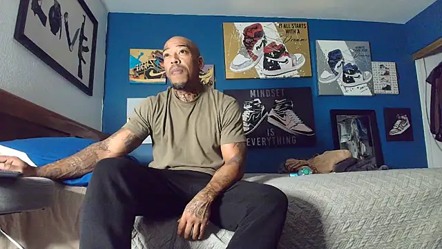 athephenomenal1 online show from November 13, 7:40 am