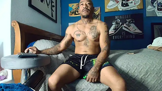 athephenomenal1 online show from November 26, 11:33 am