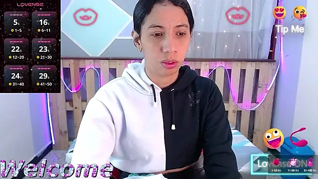 Lina10 online show from January 28, 7:42 pm