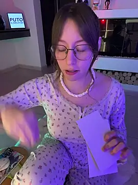 Snapshot of _nobara__ chatting on February 5, 4:39 am nobara online show from February 5, 4:39 am