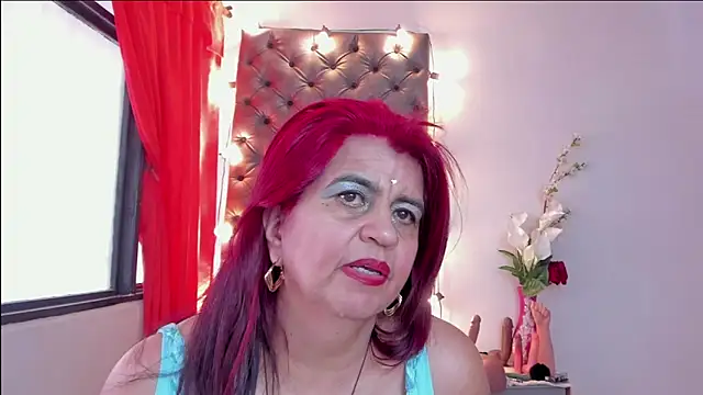 Snapshot of RoxetteMature chatting on January 25, 2:36 pm RoxetteMature online show from January 25, 2:36 pm