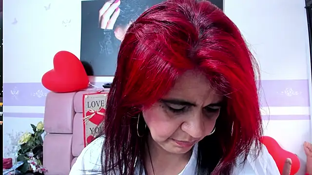 Snapshot of RoxetteMature chatting on February 8, 5:50 pm RoxetteMature online show from February 8, 5:50 pm
