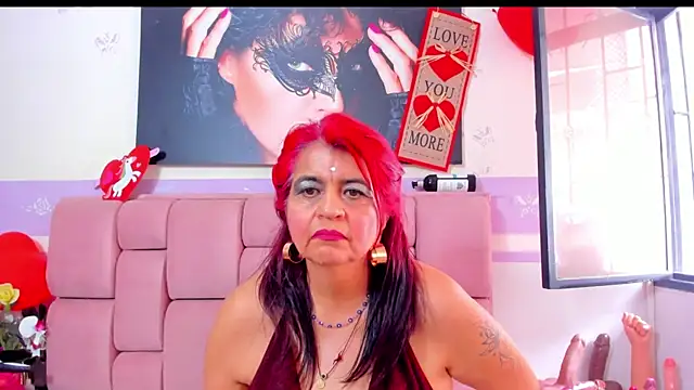 Snapshot of RoxetteMature chatting on February 17, 2:59 pm RoxetteMature online show from February 17, 2:59 pm
