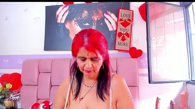 Snapshot of RoxetteMature chatting on February 18, 2:49 pm RoxetteMature online show from February 18, 2:49 pm