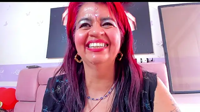 Snapshot of RoxetteMature chatting on February 25, 2:54 pm RoxetteMature online show from February 25, 2:54 pm