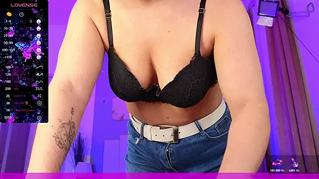 EVAshinyGIRL online show from December 27, 4:54 pm