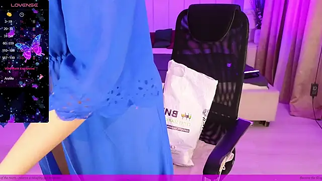 EVAshinyGIRL online show from January 28, 4:41 pm