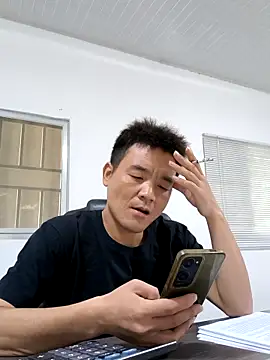 kisstoyousoon2024 online show from September 11, 9:09 am