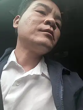 kisstoyousoon2024 online show from December 17, 5:46 am