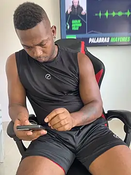 Destrozador415 online show from April 14, 2:45 pm