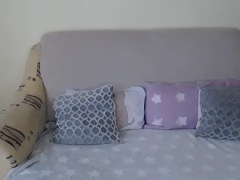 Emmatoo online show from February 10, 2:10 pm