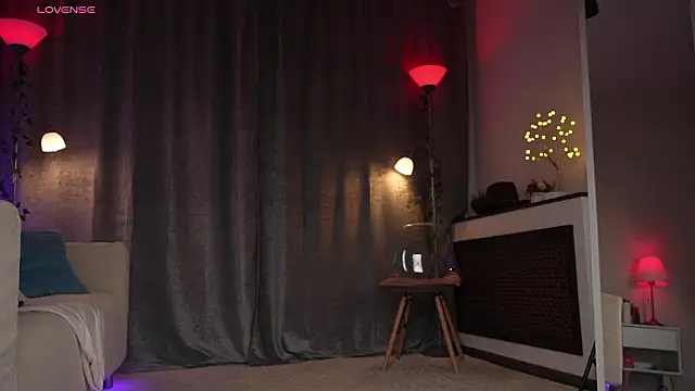 Amely Young online show from February 22, 3:07 am